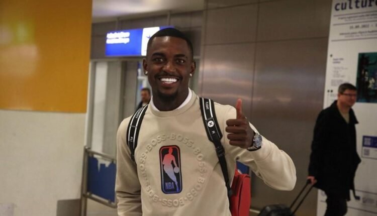 Ολυμπιακός:-Στην-Ελλάδα-ο-Ραμόν