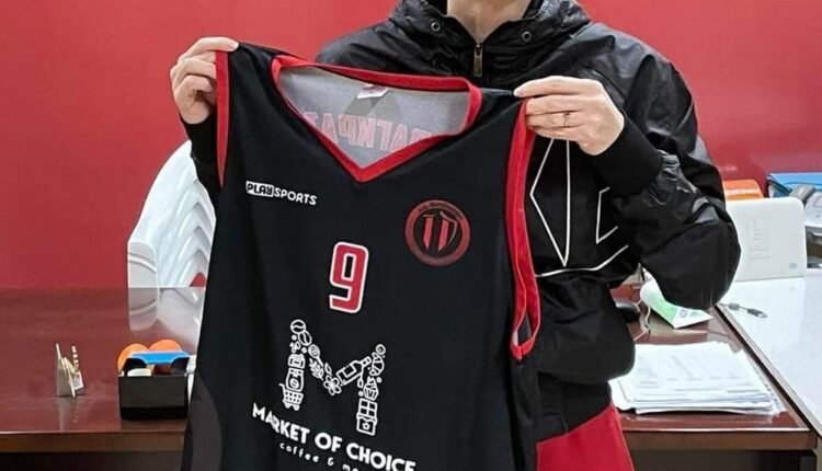 Α-ΕΣΚΑ-γυναικών:-Στο-Παγκράτι-η-Πλούμπη.