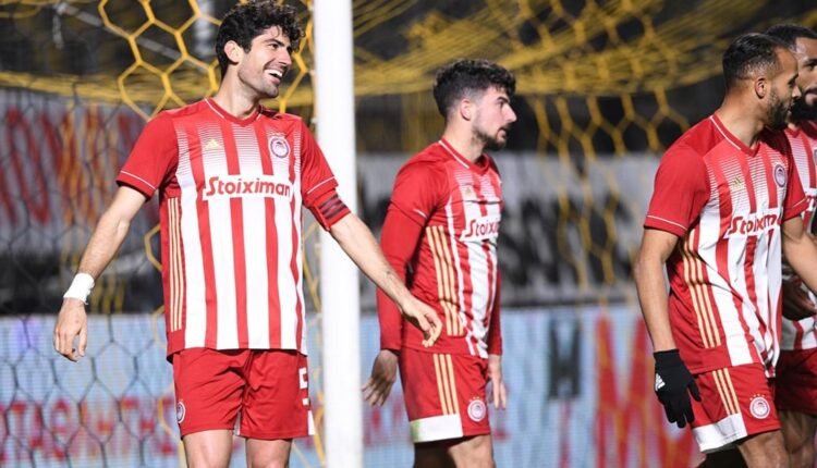 Ολυμπιακός:-Στην-Κόνιασπορ-ο-Μπουχαλάκης,-στη-Χάντερσφιλντ-ο-Βατσλίκ,-στη-Λουντογκόρετς-ο-Άβιλα