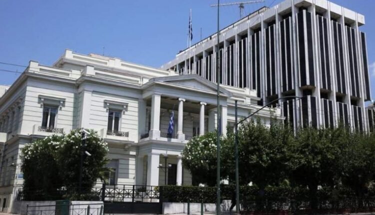 Συνάντηση-υφ-Εξωτερικών,-Α.-Κατσανιώτη,-με-την-Ινδή-ομόλογό-του,-meenakshi-lekhi