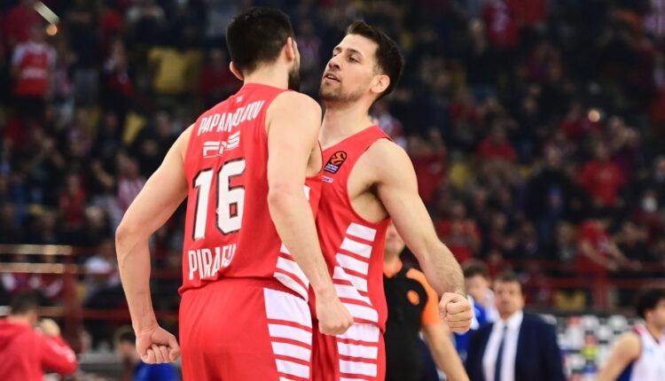 Ολυμπιακός:-Υπέταξε-την-Εφές-με-σούπερ-Λούντζη