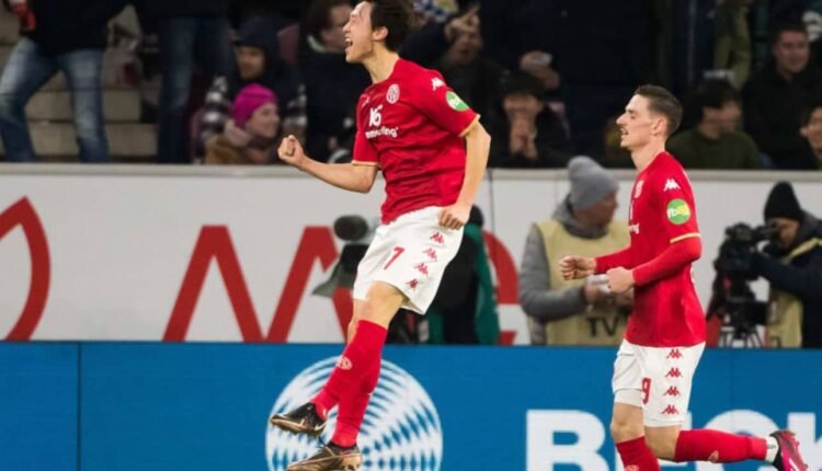 bundesliga:-Διέλυσε-την-Γκλάντμπαχ-η-Μάιντς