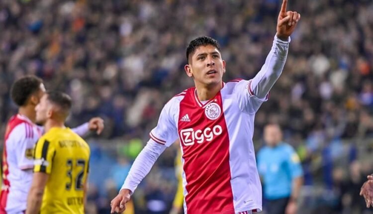 eredivisie:-Δύσκολη-νίκη-για-τον-Άγιαξ,-γκολ-ο-Παυλίδης-για-την-az