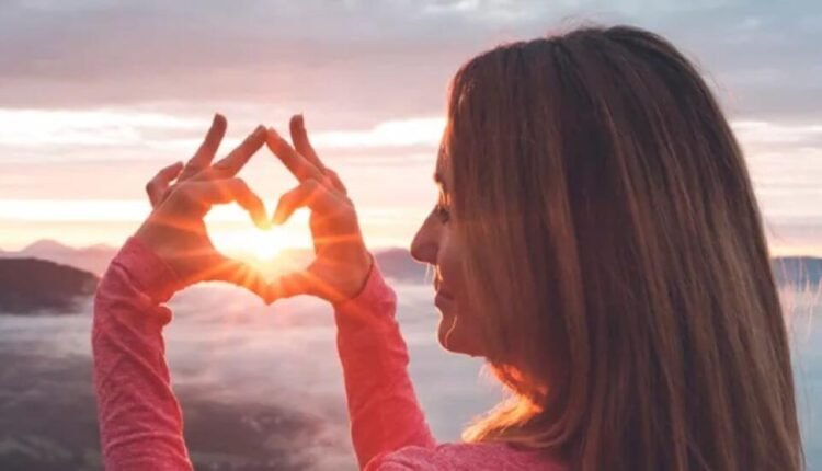 8-Μαρτίου:-Το-μήνυμα-της-ΕΚΕ-για-τη-φροντίδα-της-υγείας-της-γυναίκας-σε-κάθε-φάση-της-ζωής-της