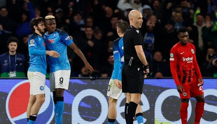 champions-league:-Πανηγυρικά-στην-επόμενη-φάση-η-Ναπολι