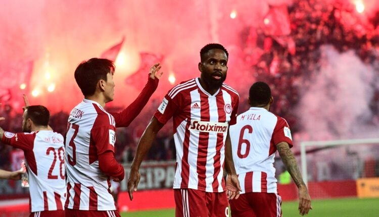 Ολυμπιακός:-Στη-Λεωφόρο-μόνο-για-το-διπλό