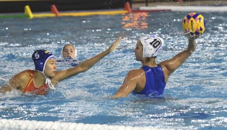 «Αγκαλιά»-με-την-πρόκριση-η-Εθνική-Πόλο-Γυναικών