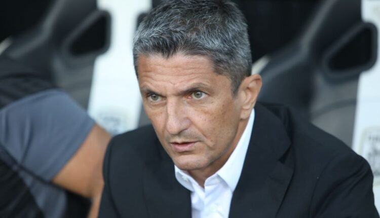 Λουτσέσκου:-«Μόνο-στην-Ελλάδα,-ένα-αρνητικό-αποτέλεσμα,-κρίνει-μια-χρονιά»