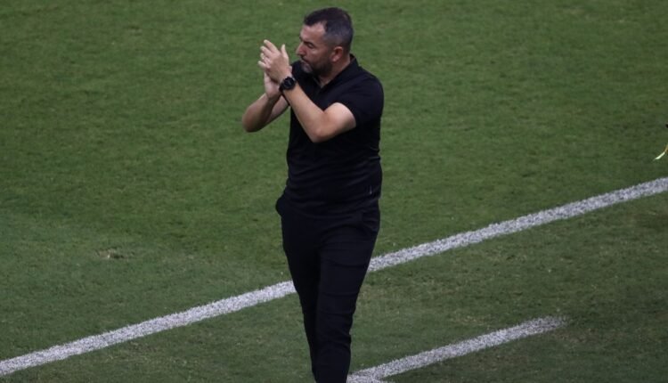 Ντιέγκο-Μαρτίνεθ:-“Η-ομάδα-δουλεύει-καλά-και-αυτό-βγαίνει-στο-γήπεδο”