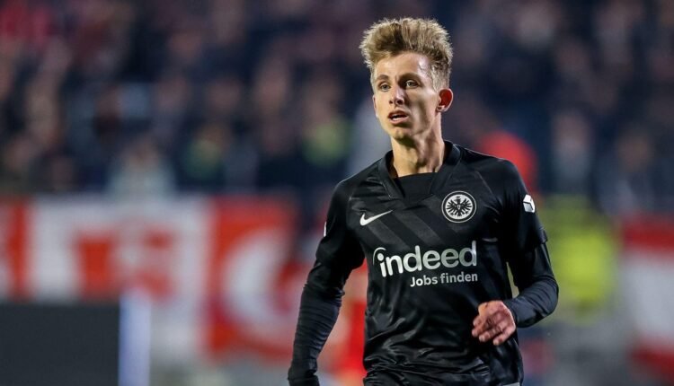 Στην-Νάπολι-έκλεισε-ο-Γέσπερ-Λίντστρομ