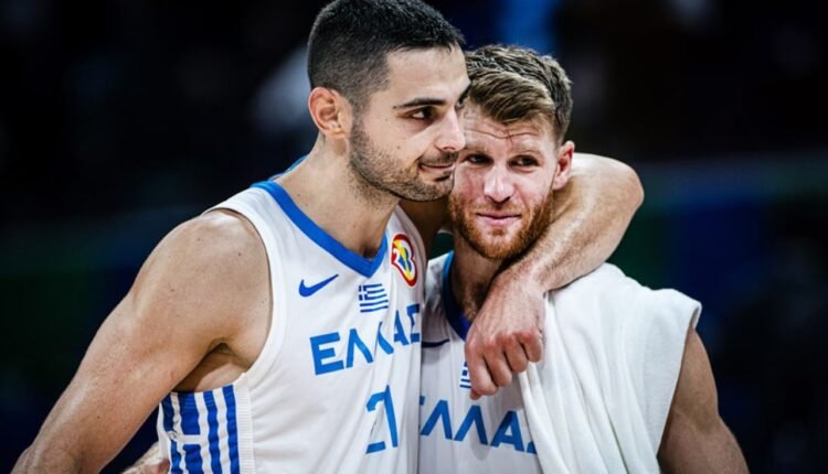 eθνική-Ελλάδος:-Νίκη-με-ανατροπή-και-πρόκριση-στους-«16»