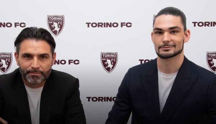 Στην-Τορίνο-ο-Σαζόνοφ