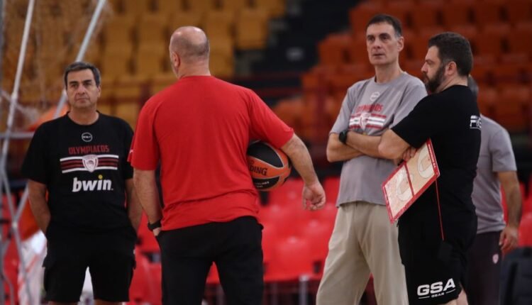 Μπαρτζώκας:-“Κοιτάμε-στην-αγορά-–-Δεν-μου-έχουν-χαλάσει-χατίρι-οι-Αγγελόπουλοι”