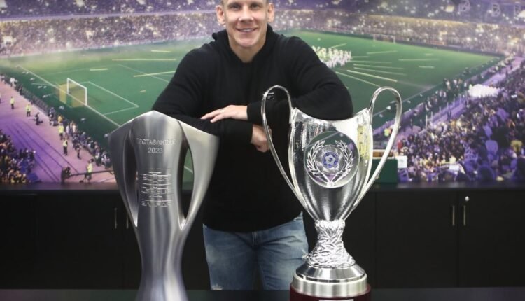 ΑΕΚ:-Ανανέωσε-μέχρι-το-2025-ο-Βίντα