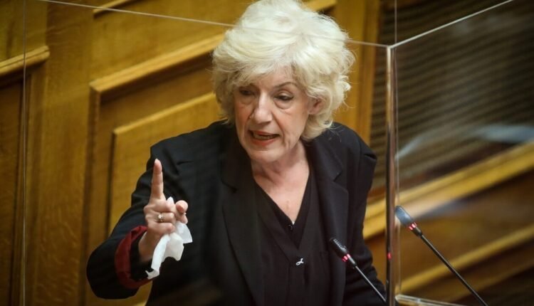 Σία-Αναγνωστοπούλου:-«Μέχρι-την-παραίτηση-Τσίπρα,-τα-οικονομικά-του-ΣΥΡΙΖΑ-ήταν-τακτοποιημένα»