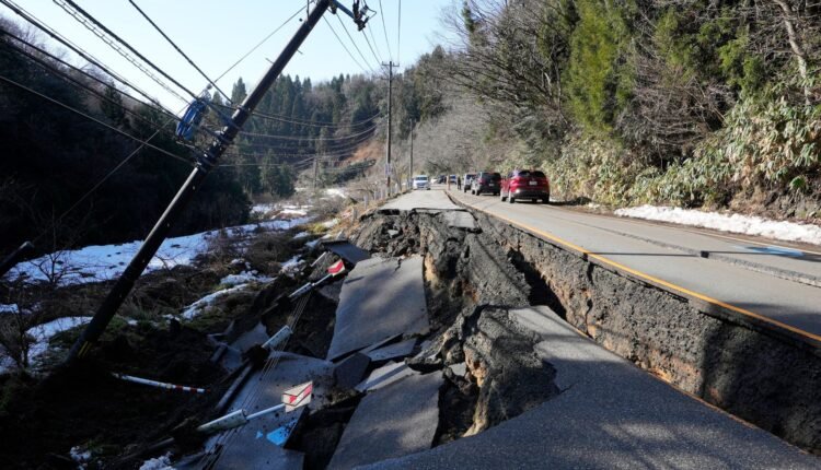 Σεισμός-στην-Ιαπωνία:-Στους-55-οι-νεκροί-–-Φόβοι-για-πολλούς-ακόμη-κάτω-από-τα-συντρίμμια