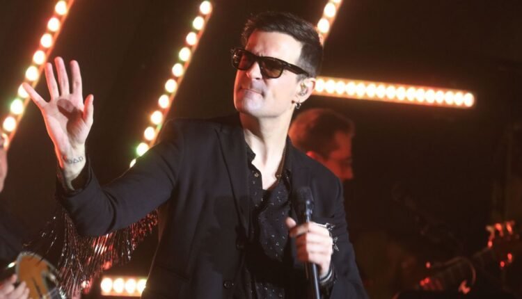 Νίνο-για-τους-γάμους-ομοφυλόφιλων-ζευγαριών:-«Είμαι-καλοριφέρ-και-θα-παντρευτώ-μια-μπανιέρα-–-Τι,-δεν-γίνεται;»