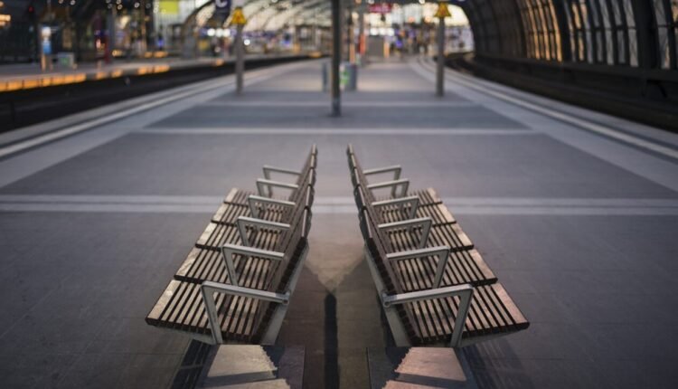 Συνεχίζεται-το-απεργιακό-χάος-στη-Γερμανία:-Μαύρα-σύννεφα-στις-τάξεις-της-Ευρωπαϊκής-Ένωσης