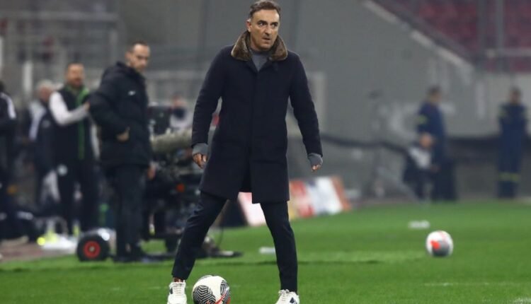 Κάρλος-Καρβαλιάλ:-“Σε-σχέση-με-το-ματς,-οι-ποδοσφαιριστές-μας-τα-έδωσαν-όλα”