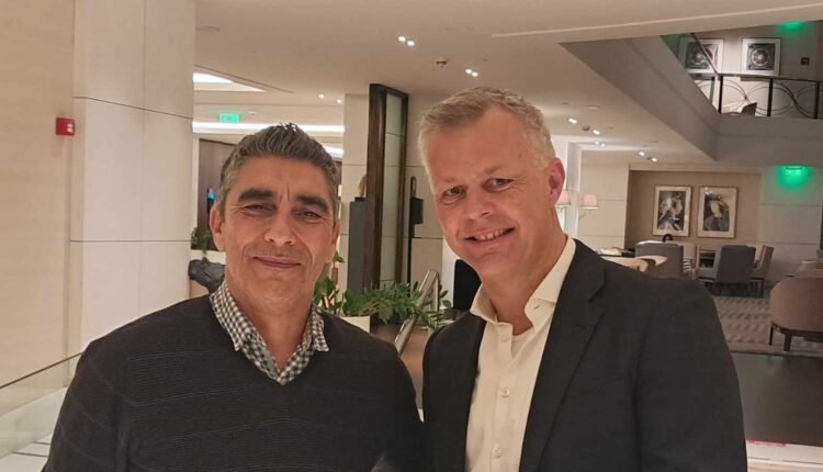 Με-kuipers-η-απονομή-σημάτων-fifa-στους-διεθνείς-διαιτητές!