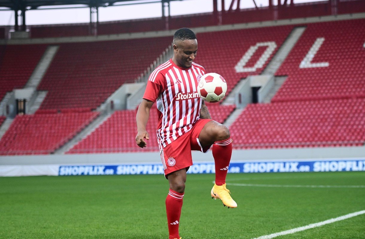 Ολυμπιακός:-Στην-Αθήνα-ο-Καμπράλ-–-“Δεν-το-σκέφτηκα-δεύτερη-φορά”