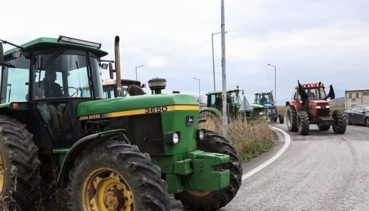 Κλιμακώνουν-τις-κινητοποιήσεις-οι-αγρότες-πριν-το-ραντεβού-με-τον-Κυριάκο-Μητσοτάκη-Τρίτη-και-13!