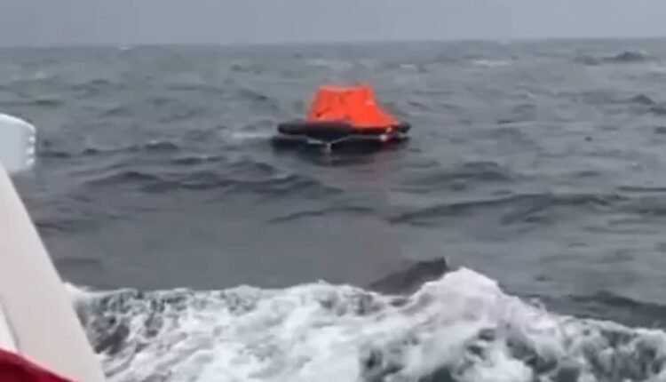 Τουρκία:-Εμπορικό-πλοίο-βυθίστηκε-στη-θάλασσα-του-Μαρμαρά-–-Αγνοούνται-μέλη-του-πληρώματος