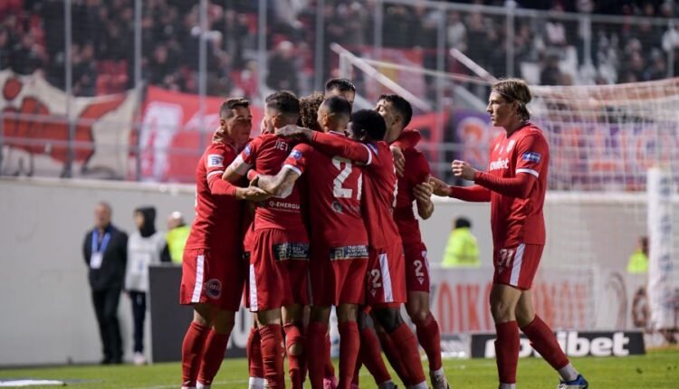 Πανσερραϊκός-Αστέρας-Τρίπολης:-Ο-Ουάρντα-έδωσε-το-τρίποντο-στα-Λιοντάρια