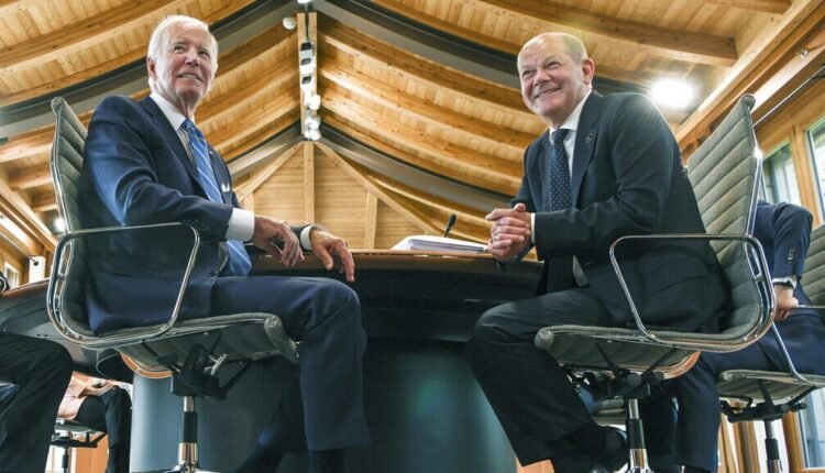 Πανικός-στο-ΝΑΤΟ-από-τη-διαρροή-εγγράφων-στη-Μόσχα-Βλέπουν-τον-Σολτς-ως-«χρήσιμο-ηλίθιο»-της-Ρωσίας