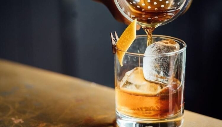 Μεθυσμένος-πιλότος-ετοιμαζόταν-να-πετάξει-από-Εδιμβούργο-για-Νέα-Υόρκη:-Οδηγήθηκε-στη-φυλακή