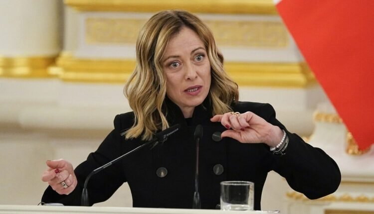 Κατηγορηματικά-αντίθετη-η-Ιταλίδα-πρωθυπουργός-Μελόνι-με-την-αποστολή-χερσαίων-δυνάμεων-στην-Ουκρανία