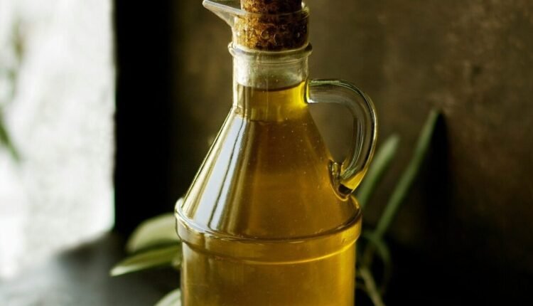 Ανεξέλεγκτη-η-ακρίβεια:-Αύξηση-τιμής-ελαιόλαδου-κατά-63%-σε-ένα-χρόνο