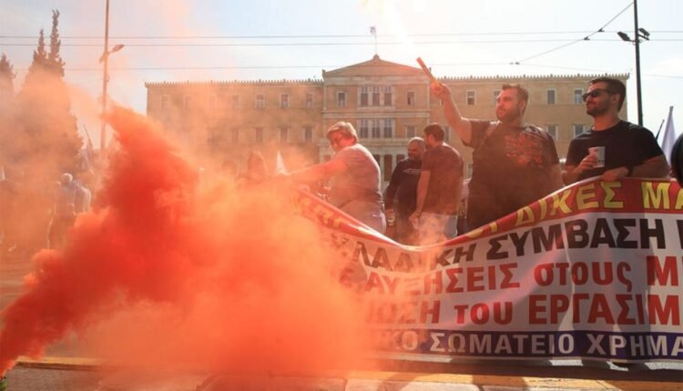 Κλειστό-το-κέντρο-της-Αθήνας-–-Σε-εξέλιξη-οι-συγκεντρώσεις