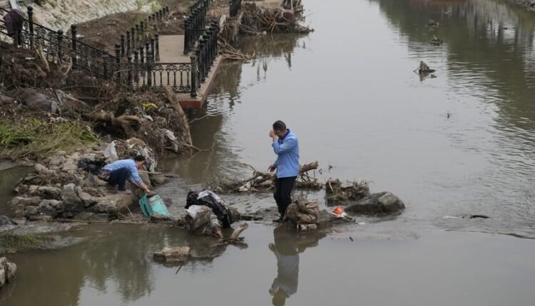 «Βυθίζεται»-με-αστραπιαία-ταχύτητα-η-Κίνα-–-Ποιες-άλλες-χώρες-κινδυνεύουν-να-γίνουν-«Ατλαντίδα»