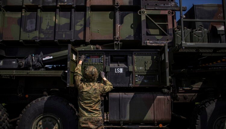 Έπιασαν-εξαπίνης-τον-ΓΓ.-του-ΝΑΤΟ-για-τους-patriot!-Γελάνε-οι-Ρώσοι