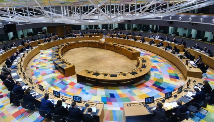 Η-ΕΕ.-μπαίνει-ξανά-στον-«γύψο»-της-λιτότητας-από-την-οποία-δεν-έφυγε-ποτέ