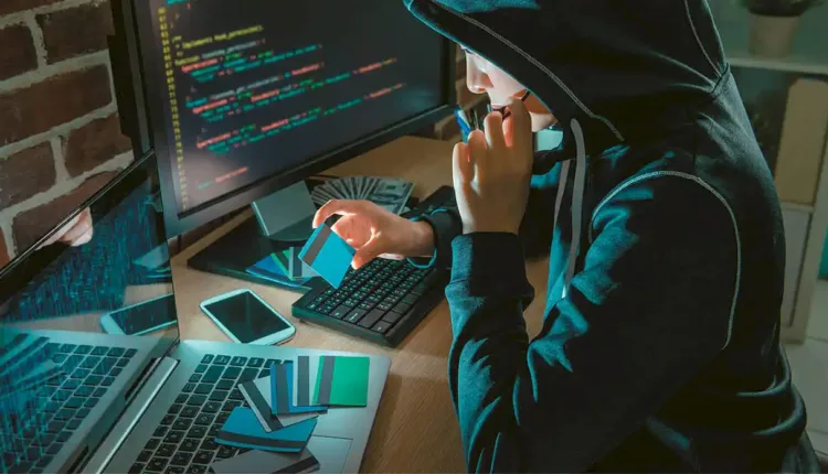 Αυξήθηκαν-οι-απάτες-μέσω-τραπεζικών-καρτών