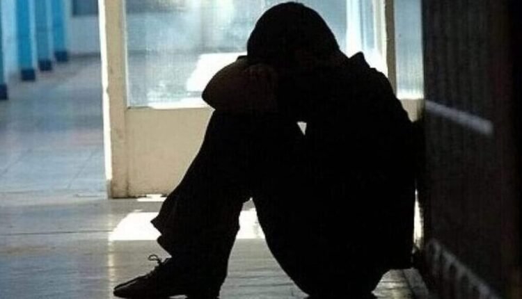 Νίσυρος:-Συνελήφθη-ο-αρχαιοφύλακας-που-κατηγορείται-για-σεξουαλική-κακοποίηση-ανηλίκου