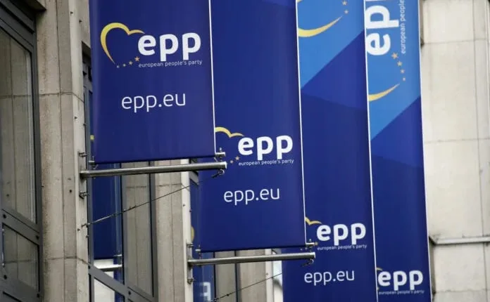 Το-ΕΛΚ-αρνείται-να-υπογράψει-επιστολή-καταδίκης-της-ακροδεξιάς-πολιτικής-βίας