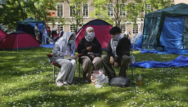 Έφτασαν-στα-βρετανικά-πανεπιστήμια-οι-φοιτητικές-κινητοποιήσεις-υπέρ-των-Παλαιστινίων-της-Γάζας