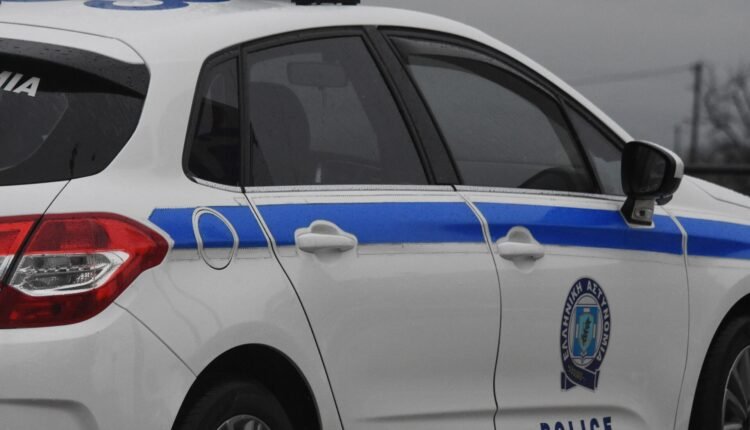 Πυροβολισμοί-έπεσαν-στον-Βύρωνα-–-Ένας-νεκρός-μέσα-στο-όχημά-του