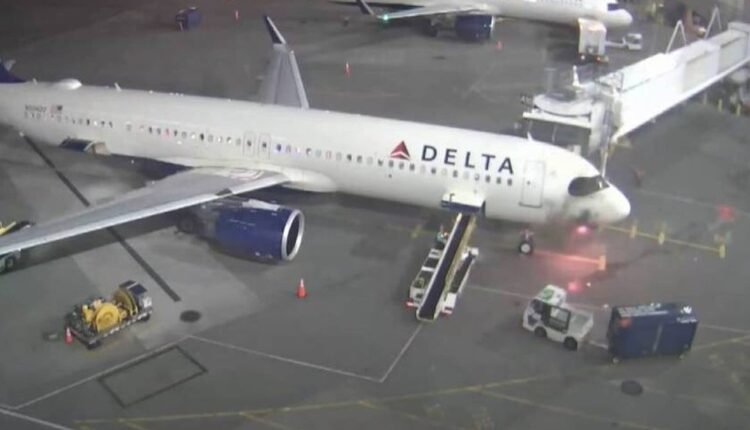 Σιάτλ:-Φωτιά-μετά-από-βραχυκύκλωμα-σε-airbus-της-delta