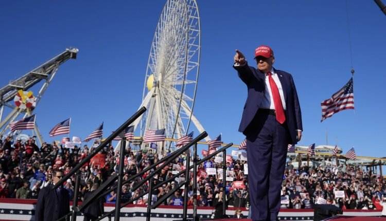 tραμπ:-Προηγείται-σχεδόν-σε-όλες-τις-αμφίρροπες-πολιτείες-–-«Καλπάζει»-με-σταθερό-προβάδισμα