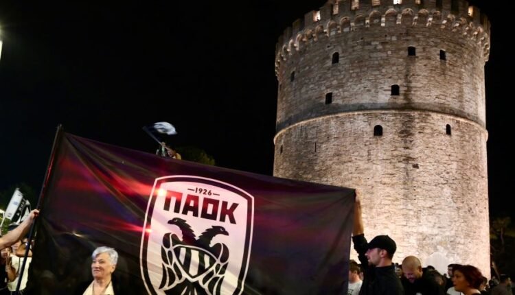 “Κάηκε”-η-Θεσσαλονίκη-για-τον-πρωταθλητή-ΠΑΟΚ-(pics)