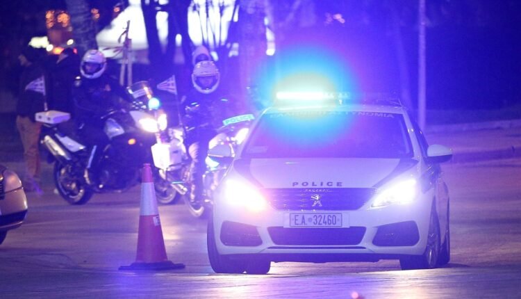 Νίκαια:-Συνελήφθη-ο-άνδρας-που-μαχαίρωσε-στην-κοιλιά-τη-γυναίκα-του-–-Γνώριμος-στις-Αρχές