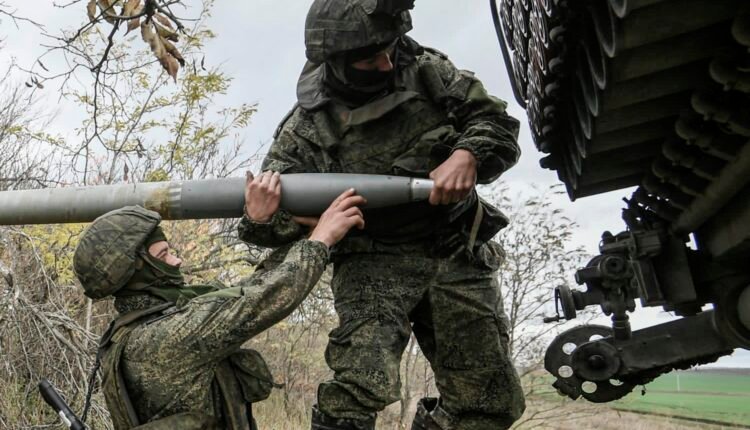 Ρώσοι-πεζοναύτες-μέσα-σε-24-ώρες-κατέλαβαν-το-μεγαλύτερο-μέρος-του-Σταρομαγιόρσκ