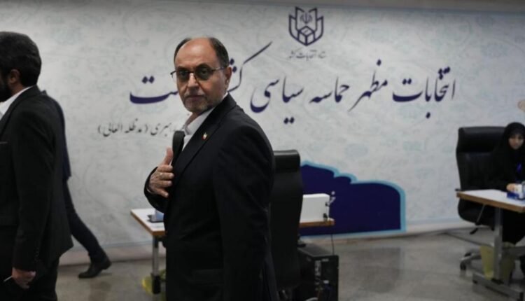 Ο-«σκληρός»-πρώην-διοικητής-των-Φρουρών-της-Επανάστασης-Βαχίντ-Χαγανιάν-διεκδικεί-την-προεδρία-του-Ιράν