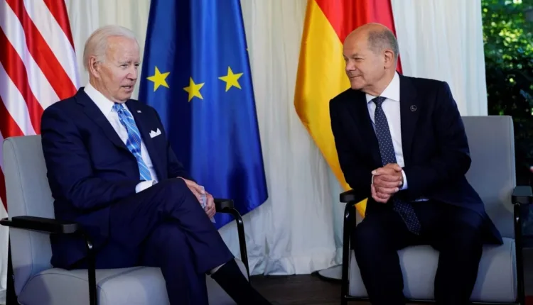 Τα-«μαζεύουν»-Μπάιντεν-και-Σολτς-μετά-τις-προειδοποιήσεις-Πούτιν-για-τα-χτυπήματα-στη-Ρωσία