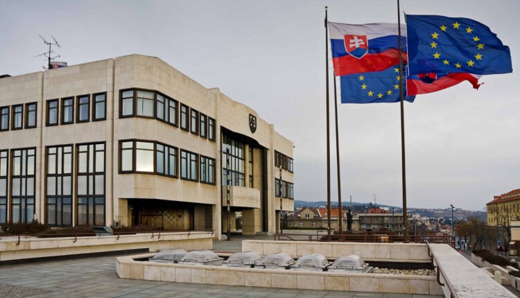Ευρωεκλογές-–-Σλοβακία:-Ποιοι-είναι-οι-νέοι-ευρωβουλευτές-της