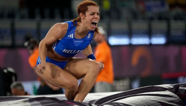 Ασημένιο-μετάλλιο-για-την-φοβερή-Κατερίνα-Στεφανίδη!